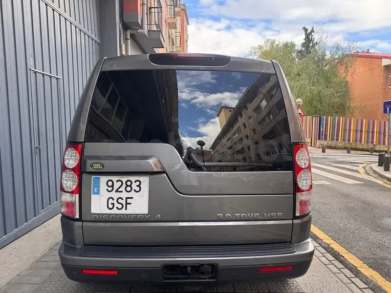 Usado Land Rover Discovery 4 HSE 245 CV (180 kW) 2009 Gris / plata SUV