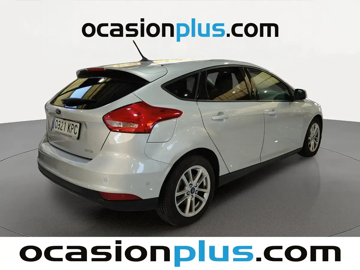 Usado Ford Focus Business Edition 125 CV (91 kW) 2018 Gris plata Utilitario