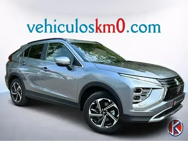 Usado Mitsubishi Eclipse Cross 188 CV (138 kW) 2023 Gris / plata SUV