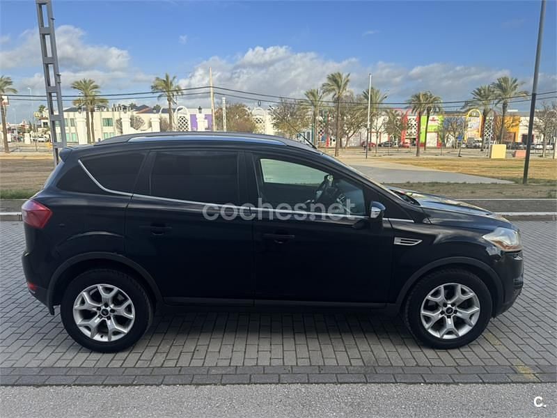 Usado Ford Kuga Trend 140 CV (102 kW) 2010 Negro SUV
