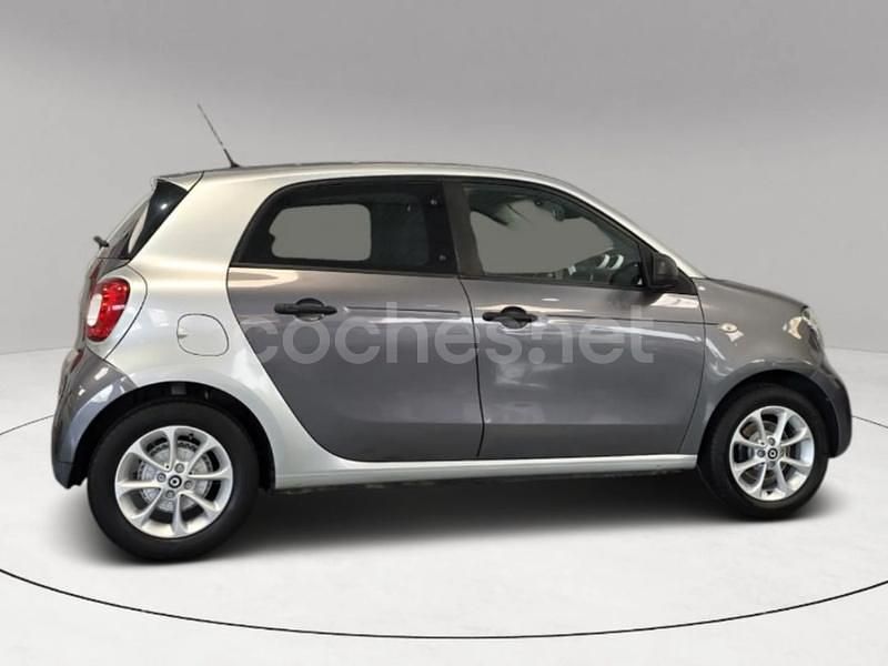 Usado Smart ForFour 71 CV (52 kW) 2018 Gris / plata Utilitario