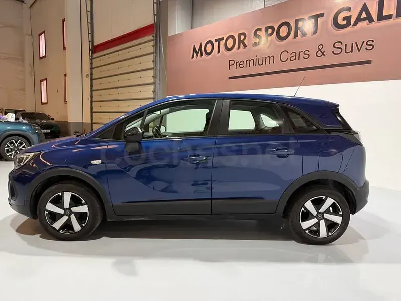 Usado Opel Crossland Edition 110 CV (80 kW) 2021 Azul SUV