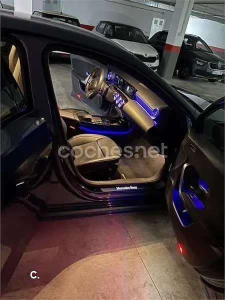Usado Mercedes A200 150 CV (110 kW) 2020 Azul Berlina