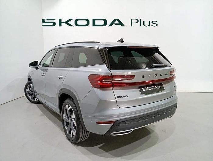 Nuevo Skoda Kodiaq SportLine 204 CV (150 kW) 2026 Gris plata SUV