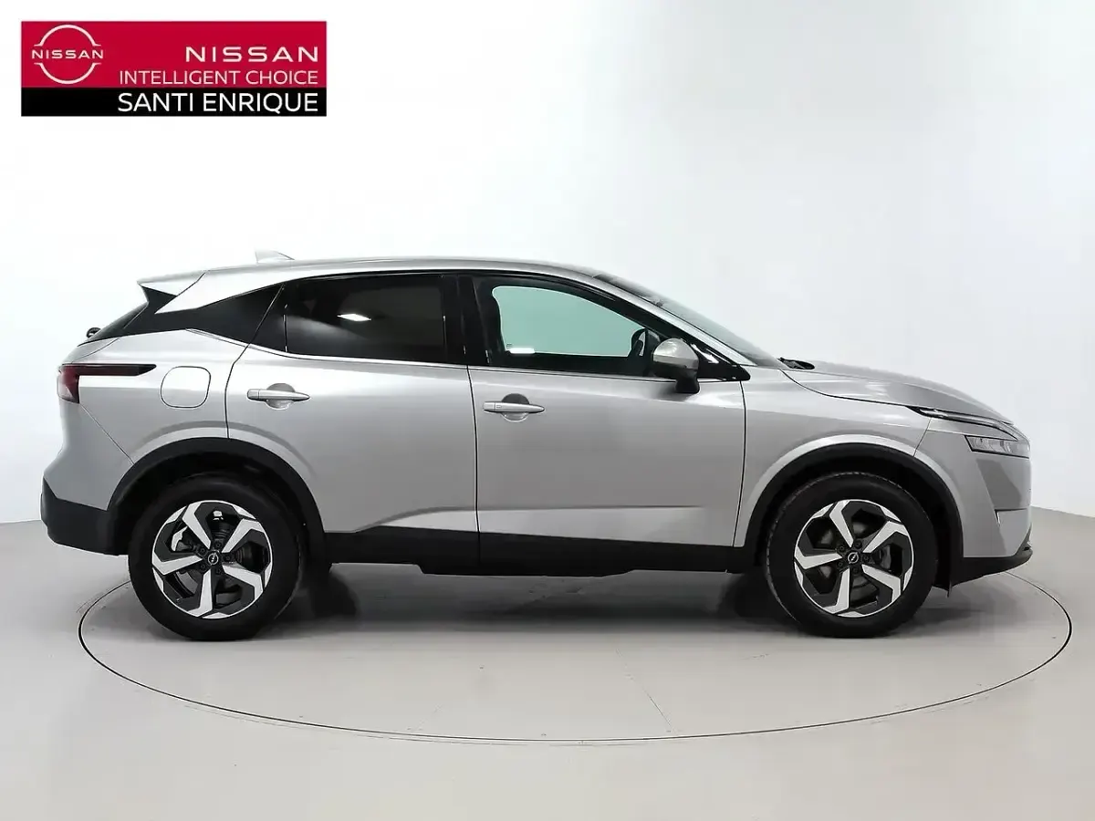 Usado Nissan Qashqai N-Connecta 140 CV (102 kW) 2024 Gris SUV