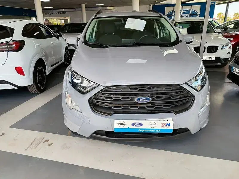 Usado Ford Ecosport ST-Line 125 CV (91 kW) 2023 Gris / plata SUV