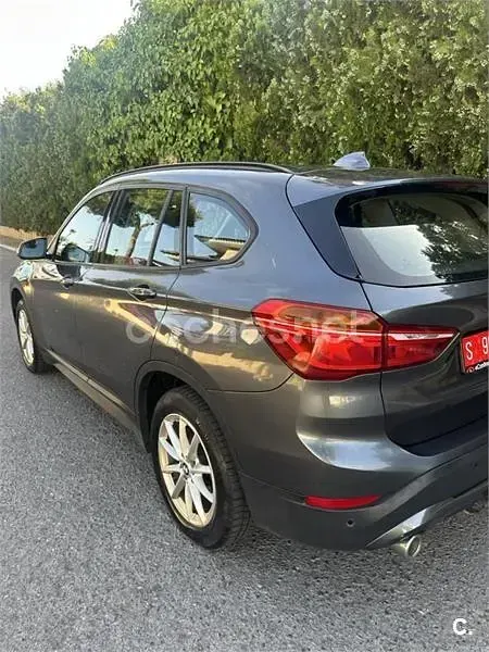 Usado BMW X1 150 CV (110 kW) 2022 Gris / plata SUV