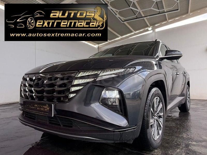 Usado Hyundai Tucson 115 CV (84 kW) 2022 Gris / plata SUV