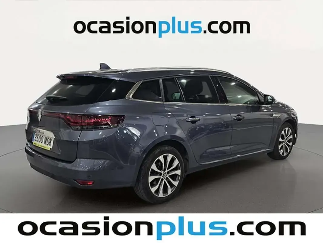 Usado Renault Mégane GrandTour Techno 140 CV (102 kW) 2023 Gris Familiar