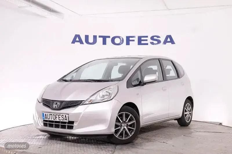 Plateado Usado 2015 Honda Jazz S Utilitario | 10.450 € (Precio justo) - Imagen 1/4