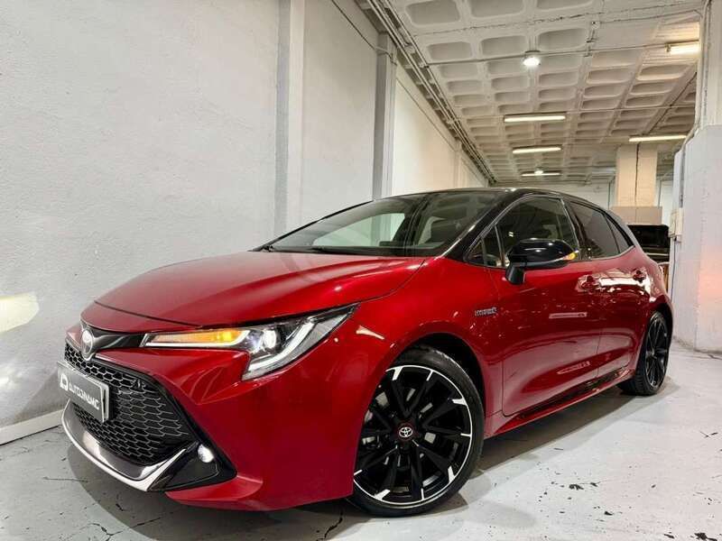 Rojo Usado 2021 Toyota Corolla Sport Utilitario | 25.890 € (Caro) - Imagen 1/4
