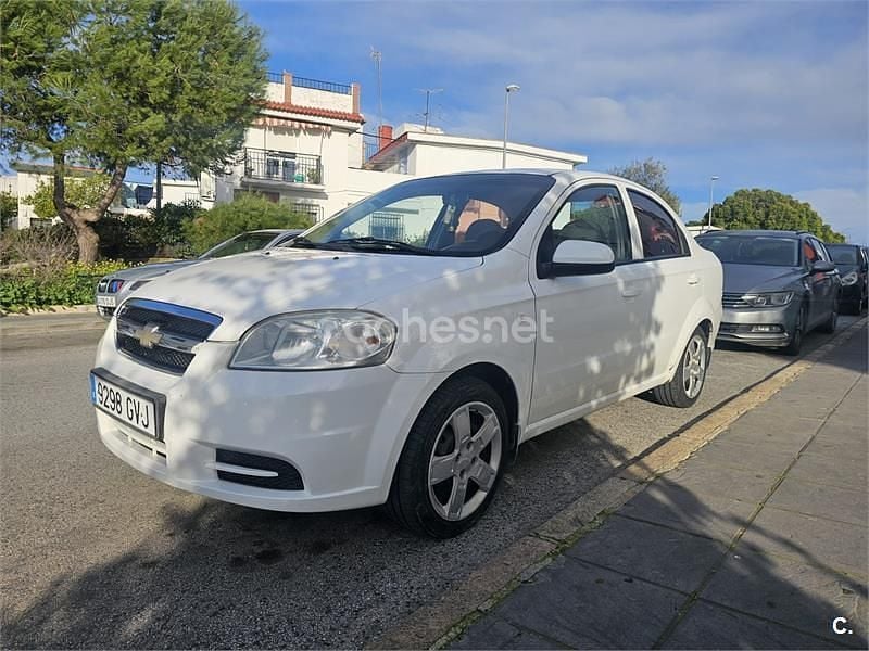 Blanco Usado 2008 Chevrolet Aveo LT Berlina | 1999 € (Buen precio) - Imagen 1/4