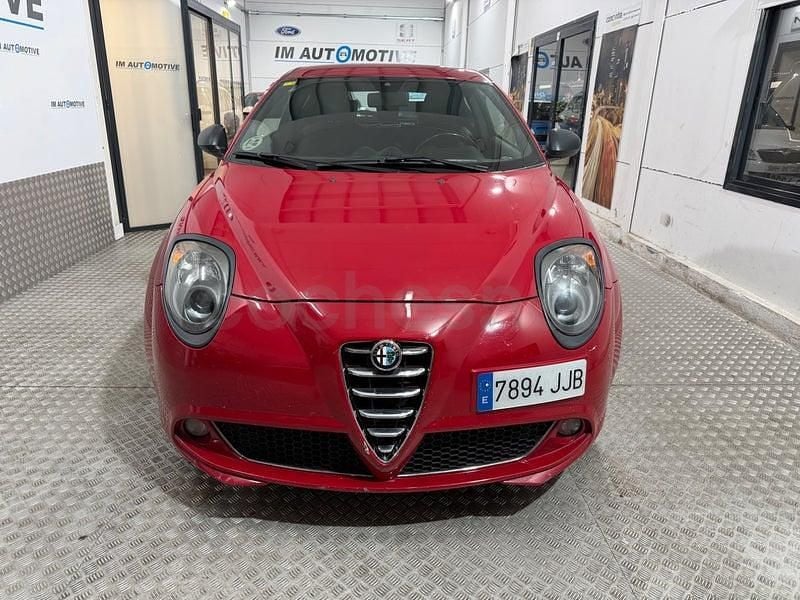 Usado Alfa Romeo MiTo 85 CV (62 kW) 2015 Rojo Utilitario
