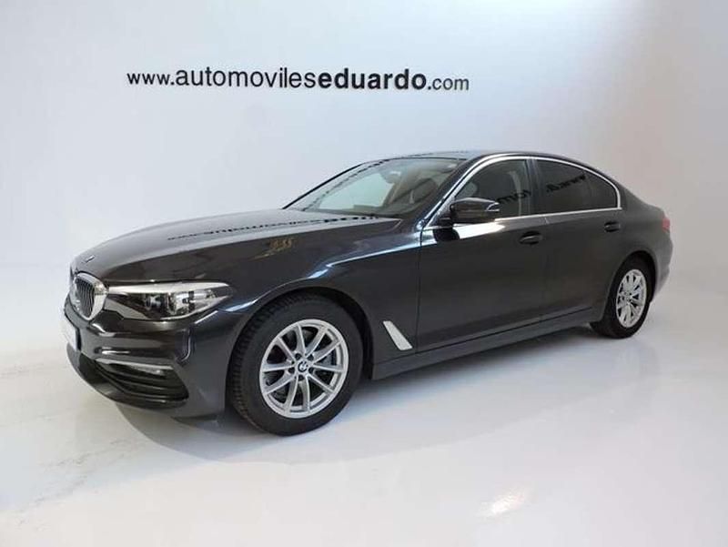 Negro Usado 2020 BMW 518 Berlina | 24.500 € - Imagen 1/4
