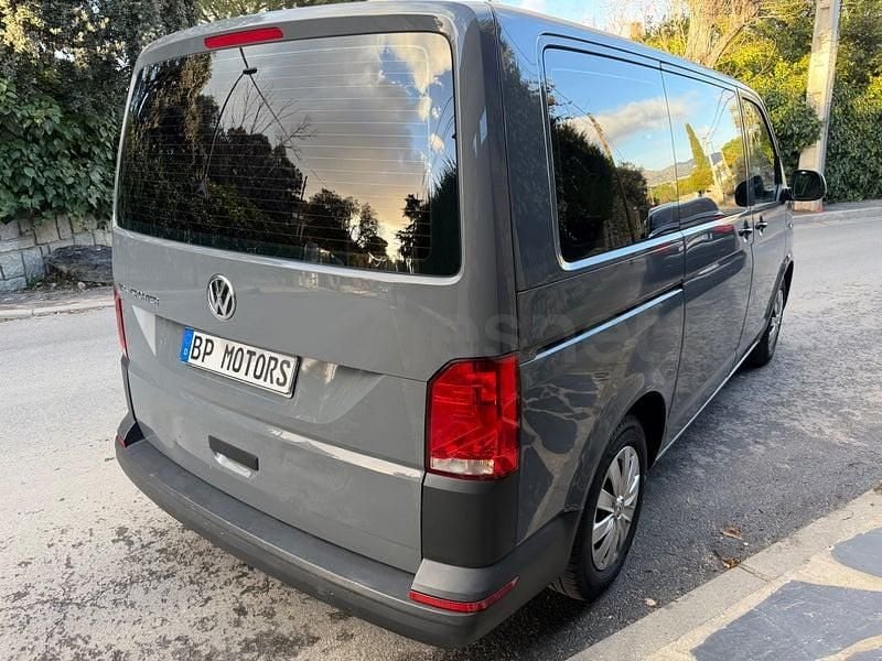 Usado VW Caravelle 110 CV (80 kW) 2021 Gris / plata Monovolumen