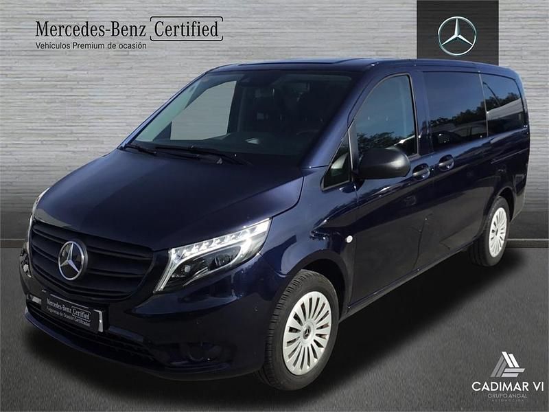 Azul Usado 2022 Mercedes Vito Monovolumen | 41.500 € (Caro) - Imagen 1/4