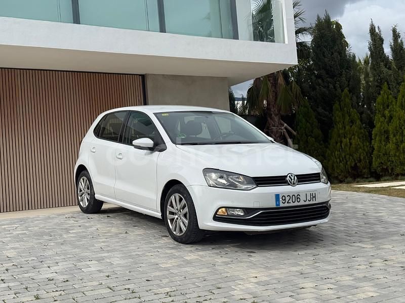 Usado VW Polo Advance 90 CV (66 kW) 2015 Blanco Berlina
