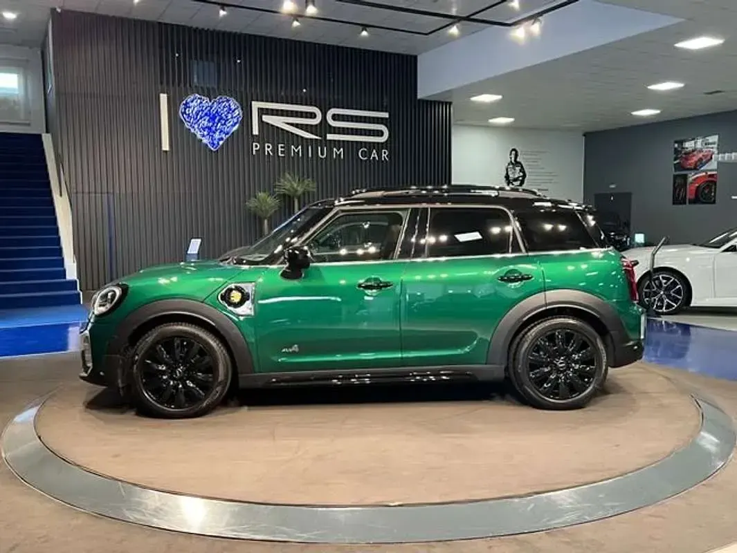 Usado Mini Countryman 220 CV (161 kW) 2022 Verde SUV