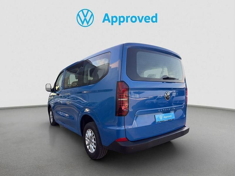 Usado VW Caravelle 110 CV (80 kW) 2025 Azul Monovolumen