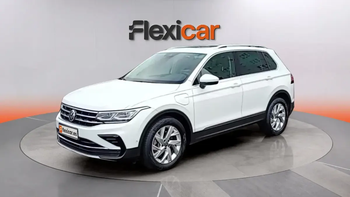 Usado VW Tiguan Life 245 CV (180 kW) 2021 Blanco SUV