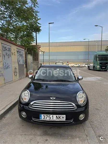 Usado Mini One Clubman 95 CV (69 kW) 2010 Negro Familiar