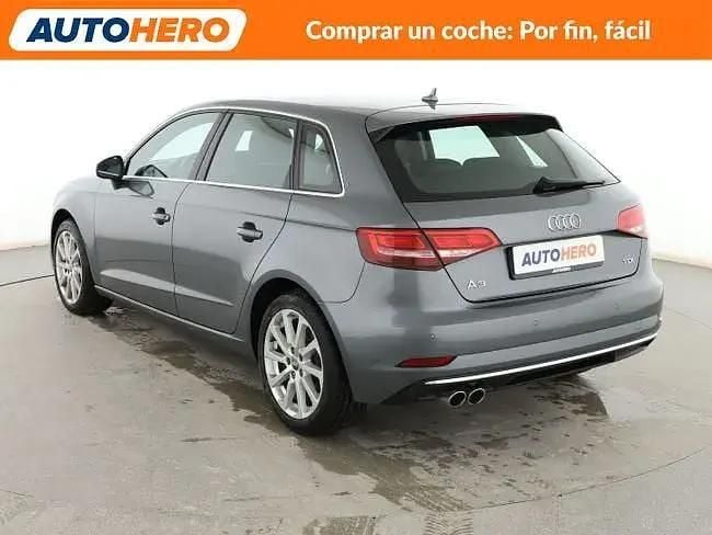 Käytetty Audi A3 Design 150 HP (110 kW) 2016 Harmaa Sedan