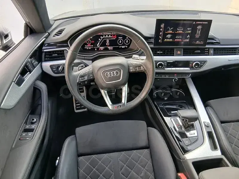 Usado Audi RS5 Sportback Premium 450 CV (330 kW) 2021 Gris / plata Berlina