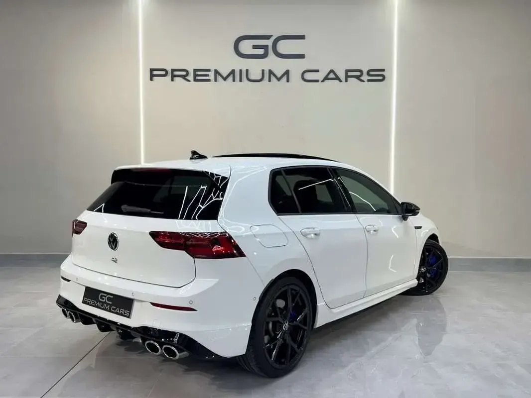 Usado VW Golf VIII R 320 CV (235 kW) 2022 Blanco Utilitario
