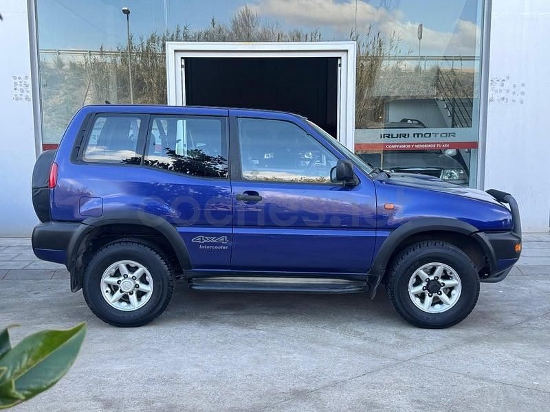 Begagnad Nissan Terrano 125 HK (91 kW) 1998 Blå SUV
