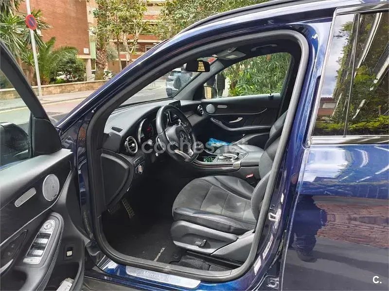 Usado Mercedes GLC250 211 CV (155 kW) 2018 Azul SUV