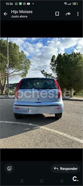 Usado Fiat Punto Dynamic 60 CV (44 kW) 2005 Azul Utilitario