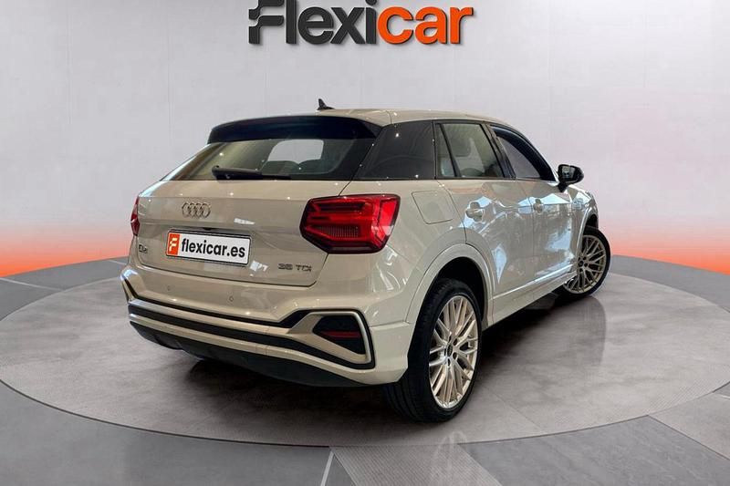 Usado Audi Q2 S-line plus 150 CV (110 kW) 2023 Blanco SUV