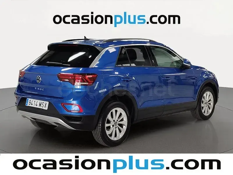 Usado VW T-Roc Life 110 CV (80 kW) 2024 Azul SUV