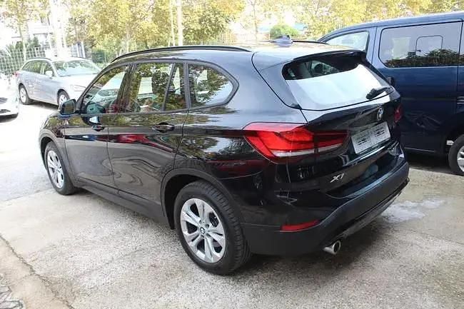 Usado BMW X1 Advantage 223 HP (164 kW) 2021 Preto SUV