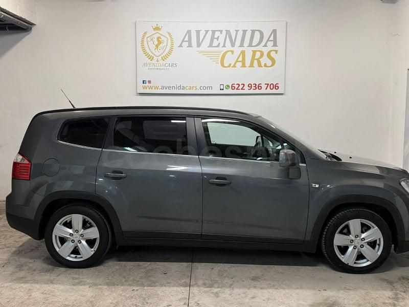 Usado Chevrolet Orlando LTZ 163 CV (119 kW) 2012 Gris / plata Monovolumen