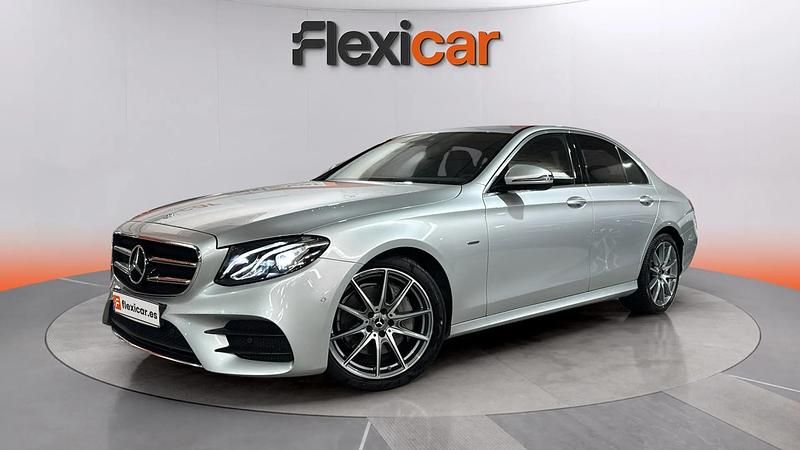 Usado Mercedes E220 194 CV (142 kW) 2020 Gris Berlina