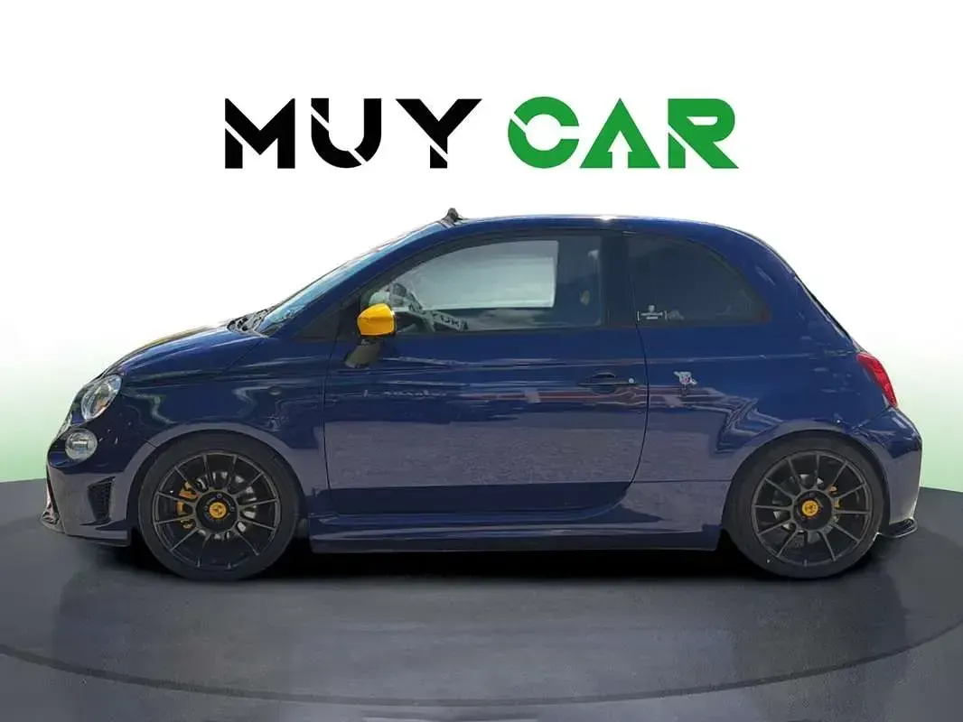 Usado Abarth 595 145 CV (106 kW) 2018 Azul Utilitario