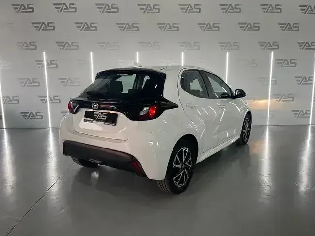 Brugt Toyota Yaris 125 HK (91 kW) 2023 Hvid Hatchback