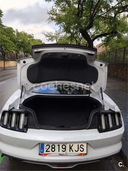 Usado Ford Mustang GT 418 CV (307 kW) 2018 Blanco Coupe