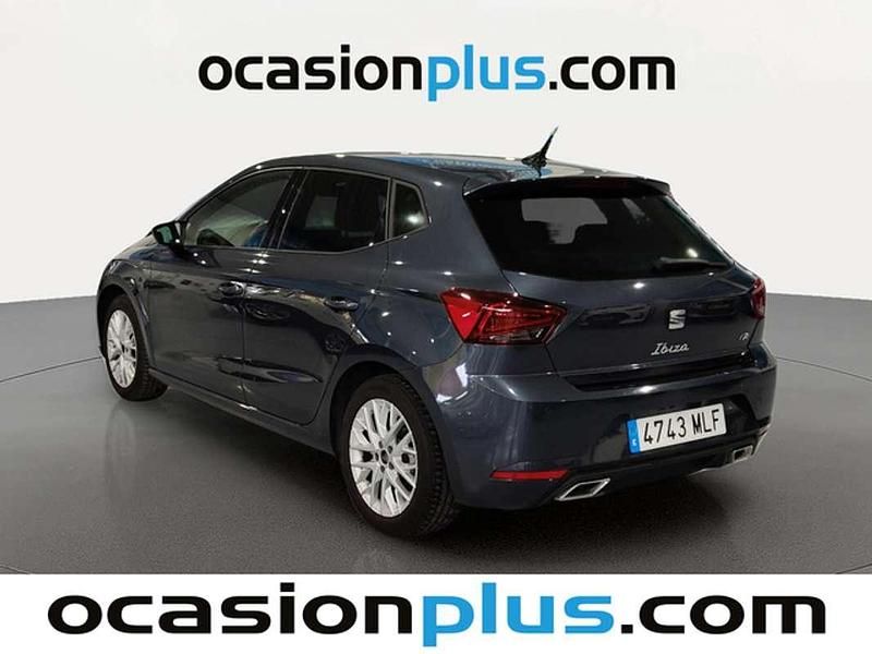 Usado Seat Ibiza FR 110 CV (80 kW) 2023 Gris Utilitario
