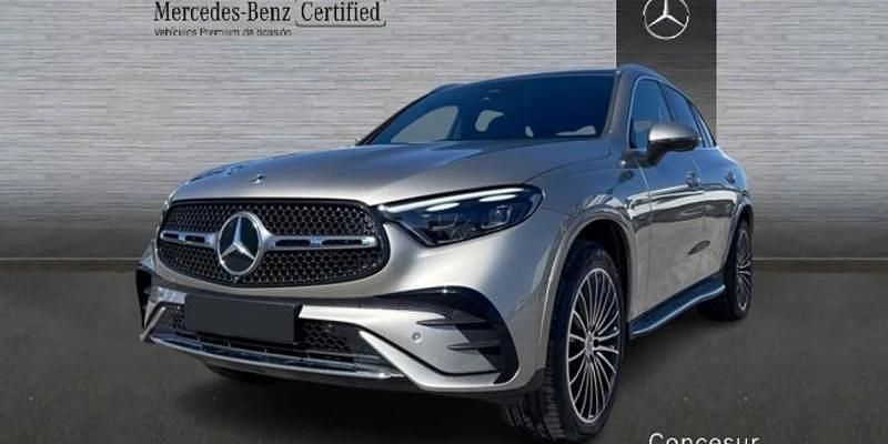 Plateado Usado 2023 Mercedes GLC220 SUV | 57.900 € - Imagen 1/4