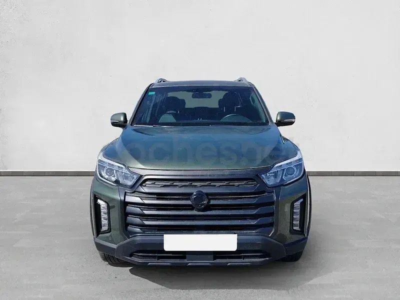 Usado SsangYong Musso 202 CV (148 kW) 2023 Verde Pickup/Camioneta