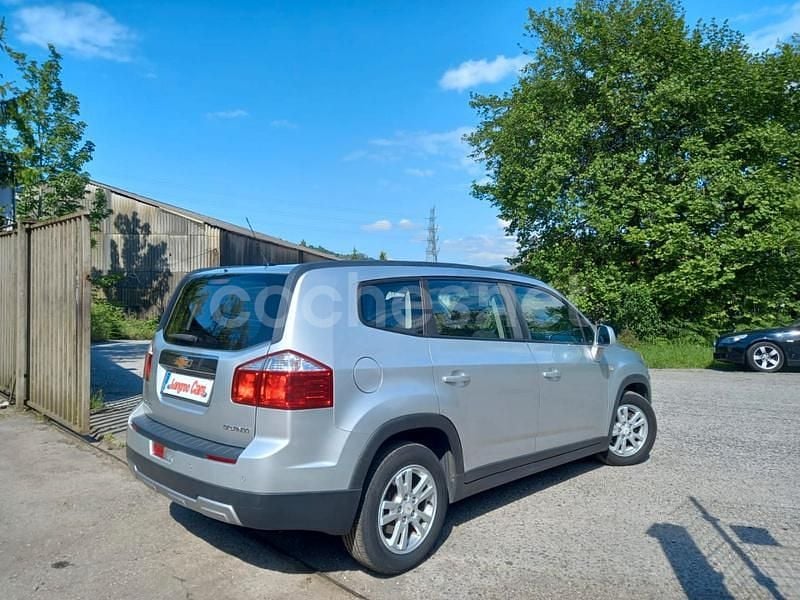 Usado Chevrolet Orlando LT 130 CV (95 kW) 2013 Blanco Monovolumen