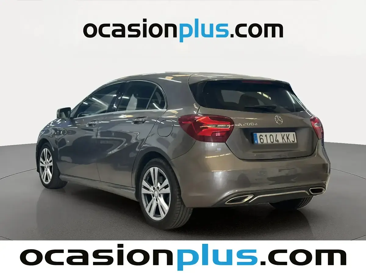Usado Mercedes A200 136 CV (100 kW) 2018 Gris