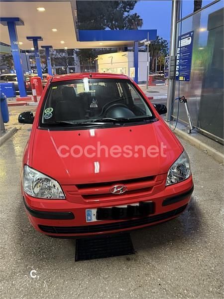 Usado Hyundai Getz 63 CV (46 kW) 2005 Rojo Utilitario