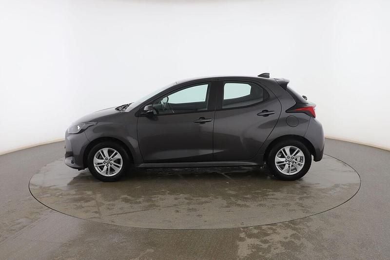 Usado Toyota Yaris Edition 125 CV (91 kW) 2022 Gris Berlina