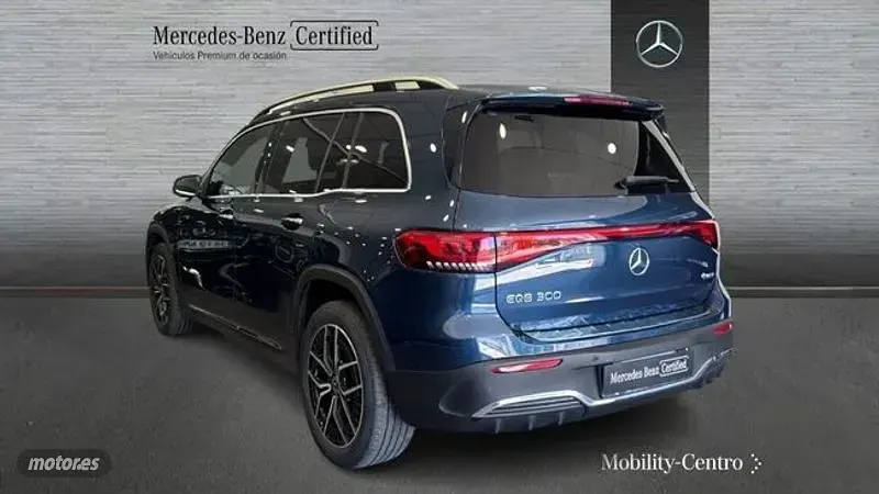 Usado Mercedes EQB300 167 kW (228 CV) 2022 Azul SUV