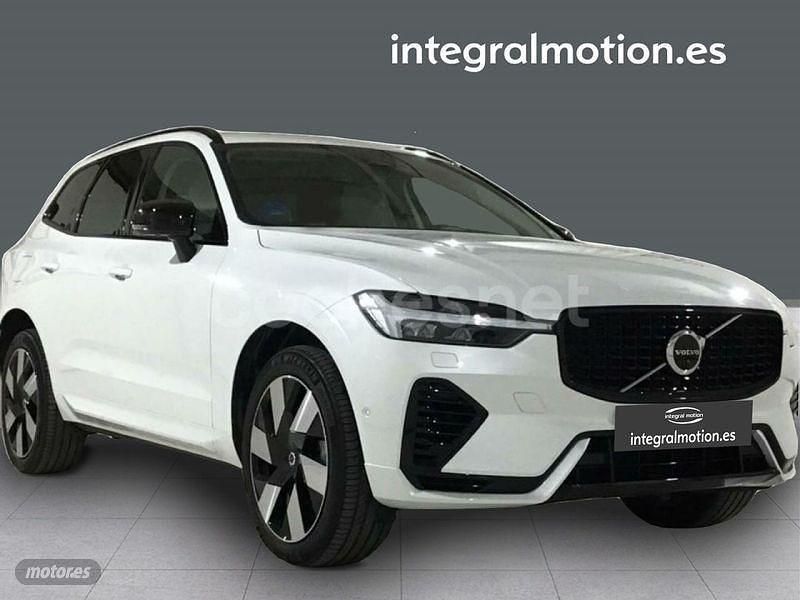 Blanco Usado 2023 Volvo XC60 Plus SUV | 55.750 € - Imagen 1/4