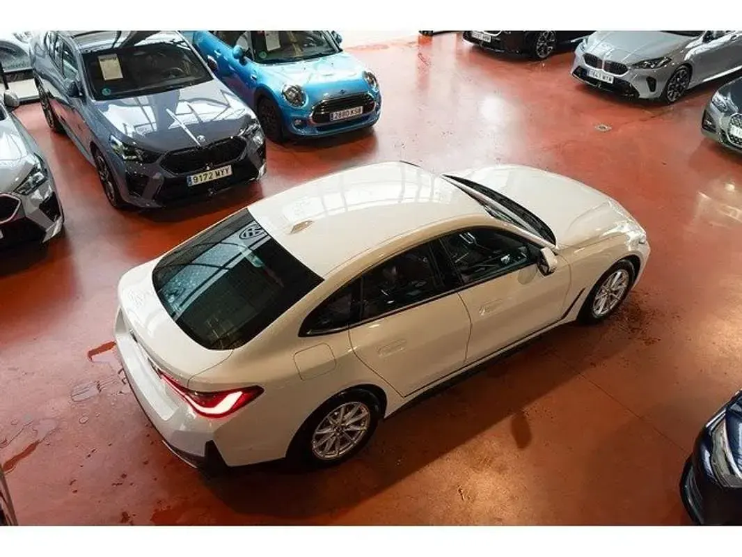 Usado BMW i4 Sport Line 250 kW (340 CV) 2022 Blanco Berlina
