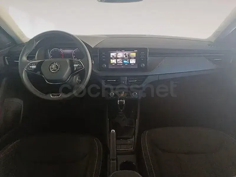 Nuevo Skoda Scala Selection 115 CV (84 kW) 2025 Blanco Utilitario